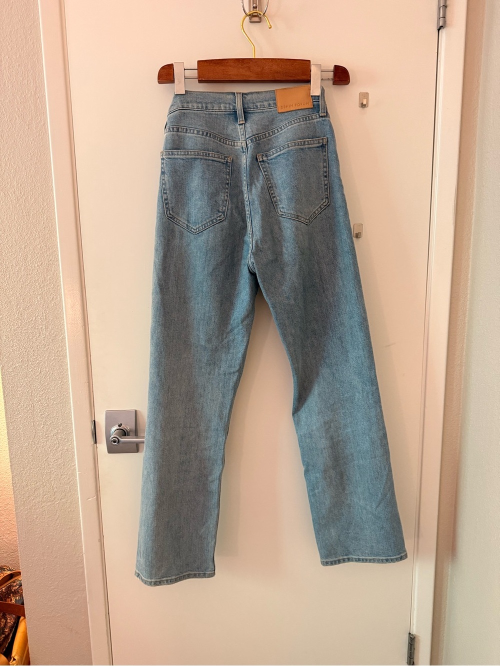Denim Forum the “arlo” straight leg hi rise (26L)